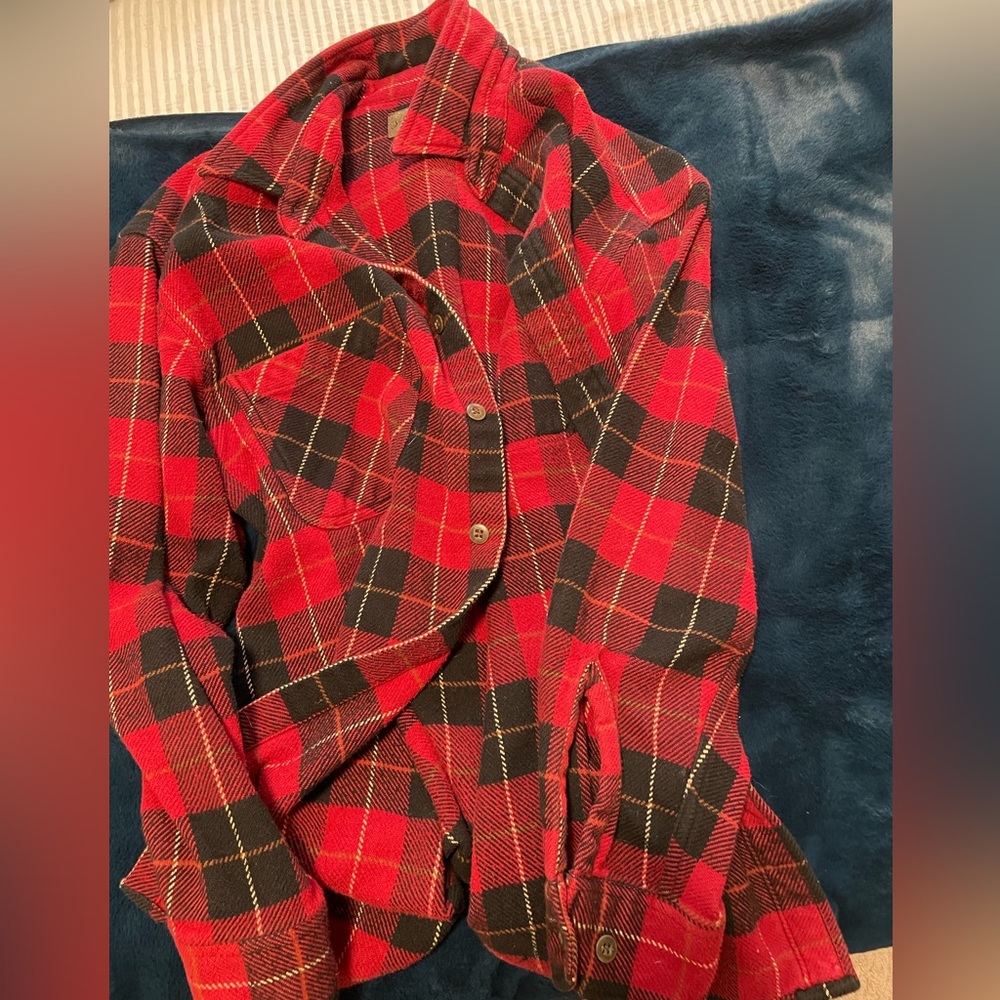 thick st. john’s bay red and black flannel